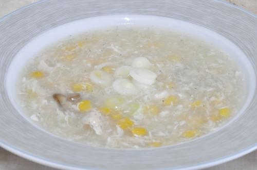 Jak uvařit kuřecí polévka s kukuřicí ? Snadné recept, připravený za 30 - 45 minut